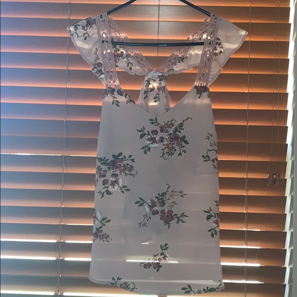 Blush pink floral tank